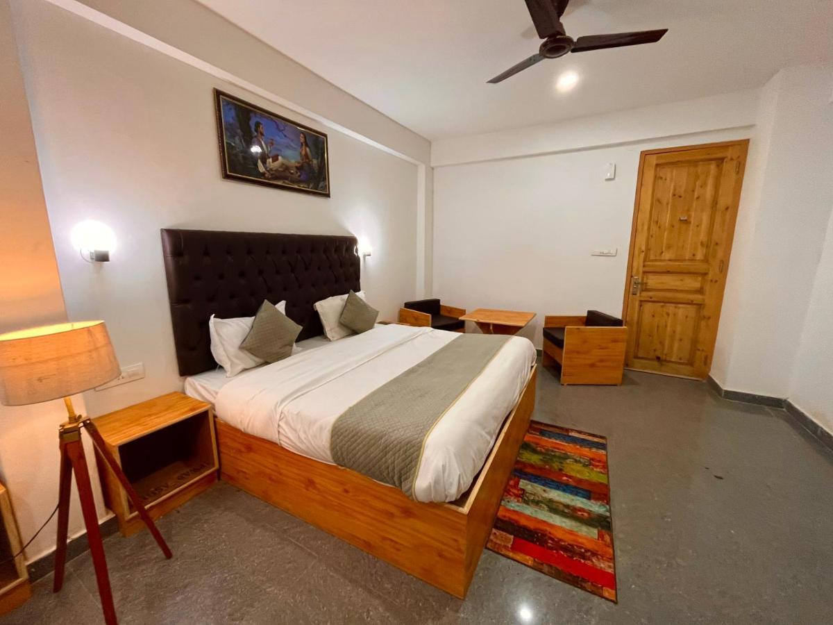 Himalayan Riverpark - A Four Star Luxury Hotel, Manali Экстерьер фото
