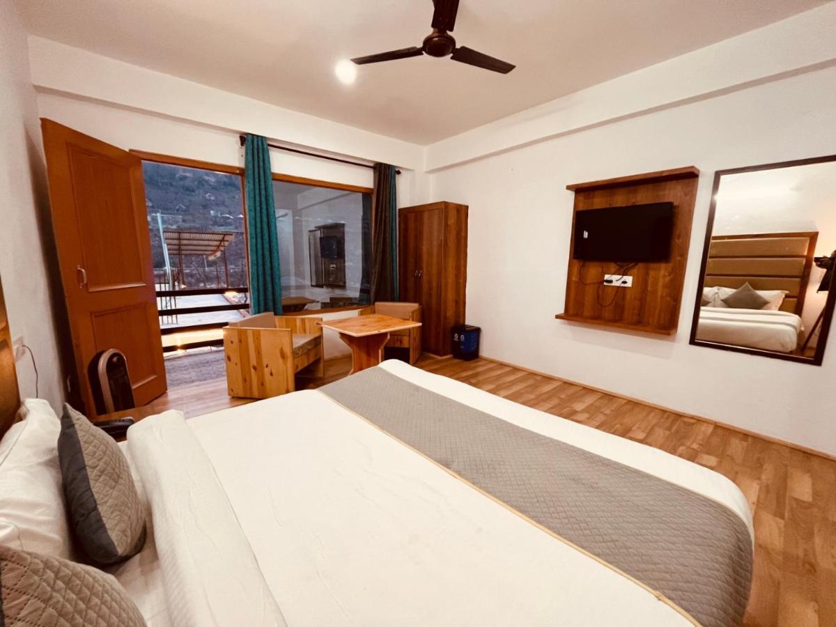 Himalayan Riverpark - A Four Star Luxury Hotel, Manali Экстерьер фото